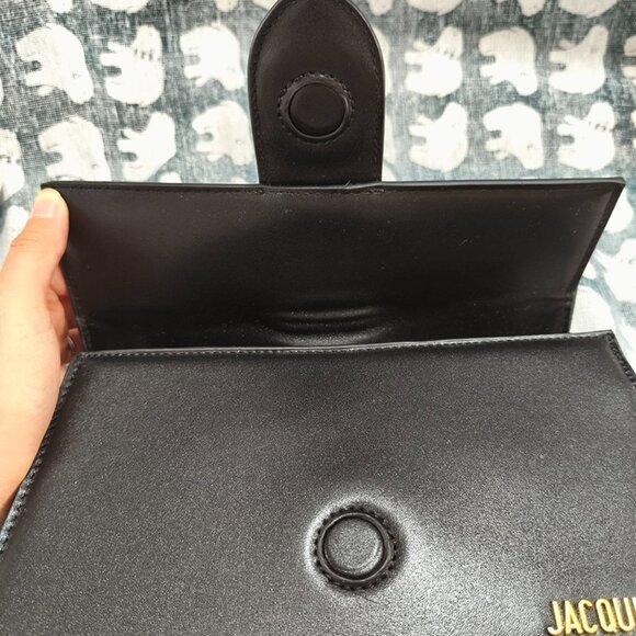 Jacquemus Logo Plaque Black Tote Bag - Picture 5 of 8
